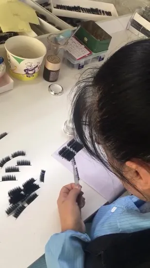 Extensión de pestañas Mengfan Juego de pestañas de China Fabricante Pestañas de visón 3D individuales Etiqueta privada Pestañas individuales coloridas Extensionflutter Lashes