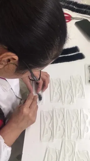 Extensiones de pestañas de visón falso de Mengfan Proveedor de pestañas postizas cortas de China ODM Pestaña de visón 3D Extensiones de pestañas de seda personalizadas Ventiladores de volumen prefabricados Pestañas